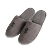 JESMARY - xưởng sản xuất dép vải thêu logo